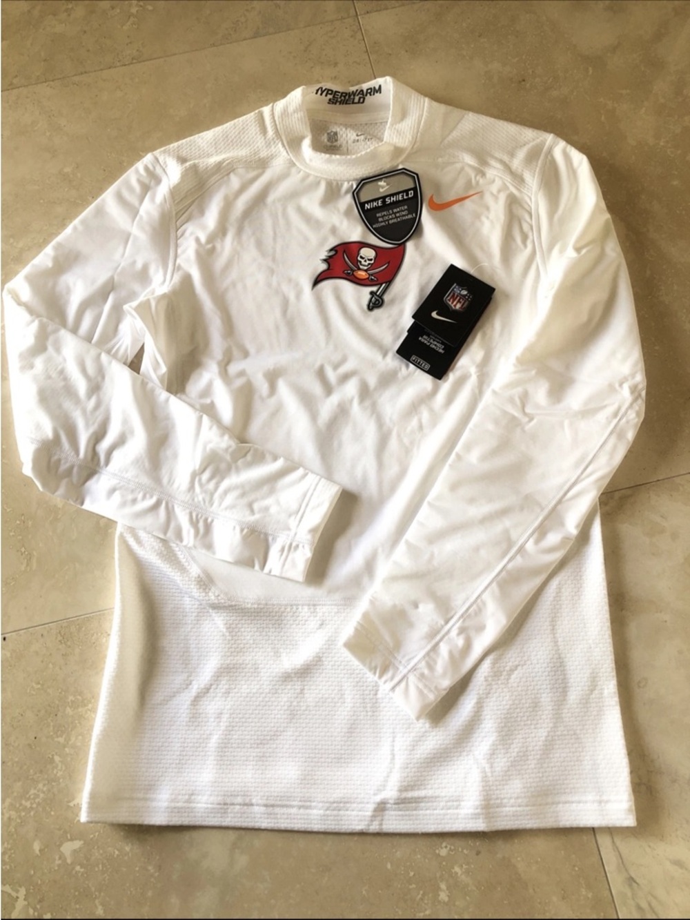 Tampa Bay Buccaneers Nike on field dri fit hyper warm performance long sleeve LG